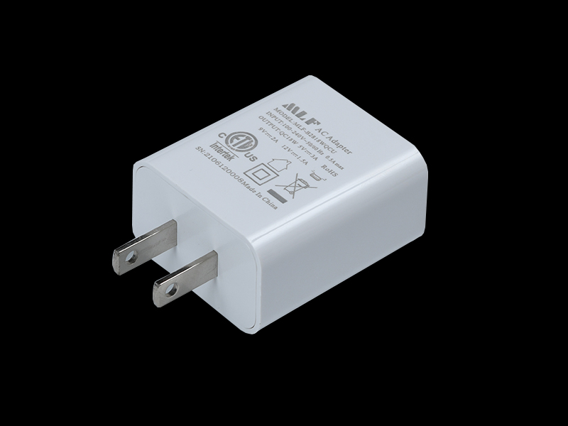 B28 QC18W 中規(guī)單USB 充電器
