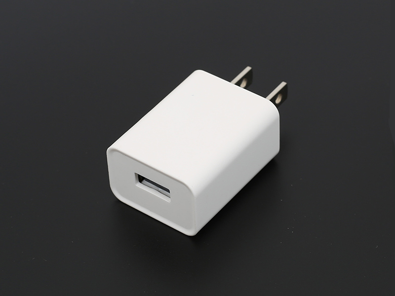 B28 5V2A 美規電池充電器