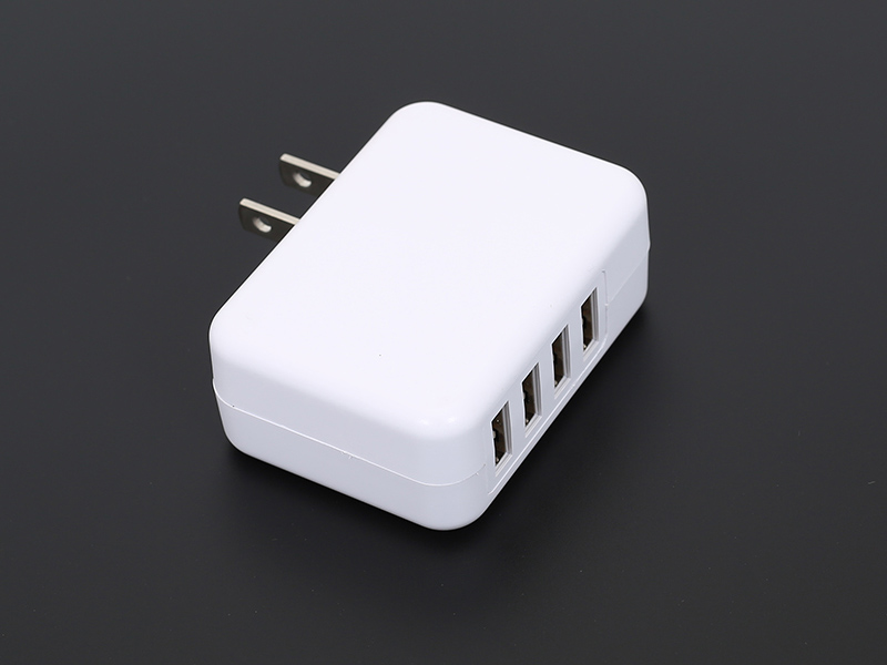 D12 5V4.8A 24W 4USB 美規(guī)充電器